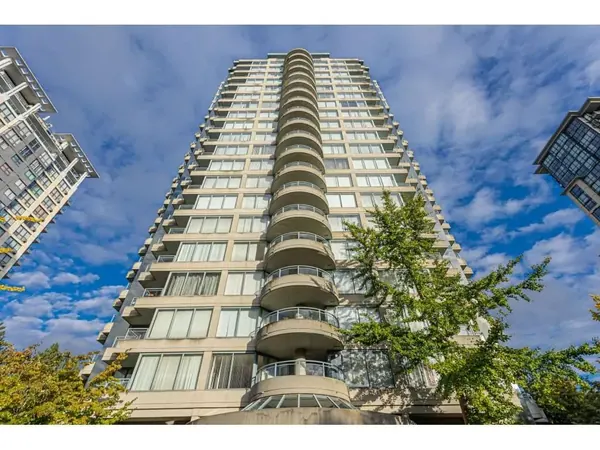 CORNERSTONE, Surrey — exterior view