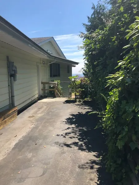 British Properties, West Vancouver — exterior view
