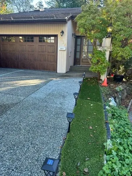 Grouse Woods, North Vancouver — exterior view